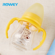 Tragbare Babyflasche aus Silikon mit Babyprodukt